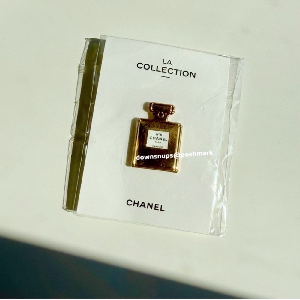 Chanel La Collection No 5 Bottle Gold Metal Pin Brooch